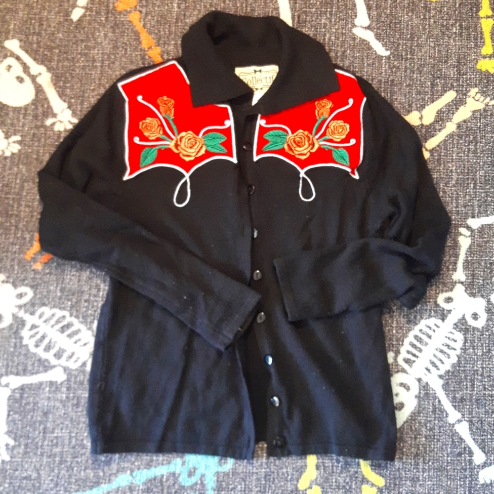 Collectif Rose Embroidery Cardi Size Small